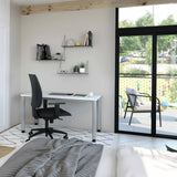 Bureau réglable en hauteur HILO 614 S en blanc-argent, dimensions 140 x 67 cm de hjh OFFICE PRO