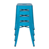 Quatre tabourets de bistrot VANTAGGIO empilables bleu clair avec embouts de pieds noirs de hjh OFFICE
