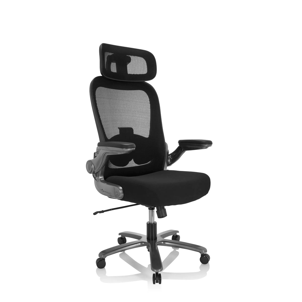 Siège pivotant XXL INSTRUCTOR T I PRO noir avec dossier en maille et base à cinq roulettes de hjh OFFICE – vue à 360° (vue de trois quarts avant 40°)