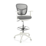 Chaise de comptoir TOP WORK 108 W grise avec dossier en maille, repose-pieds et piètement blanc à cinq roulettes de hjh OFFICE – vue à 360° (vue de face 20°)