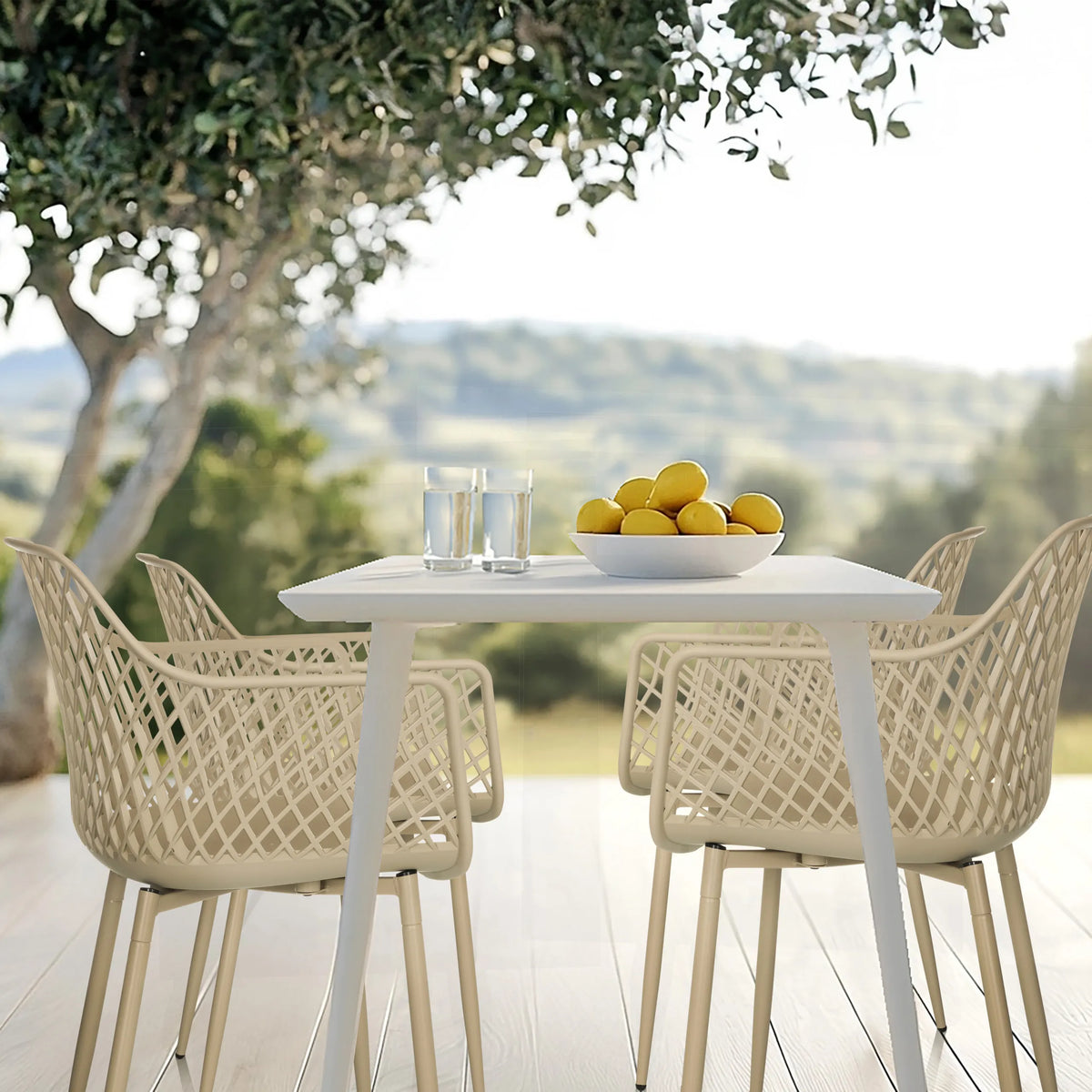 Chaise d'extérieur BEGIO L en beige avec structure en maille et accoudoirs de hjh LIVING