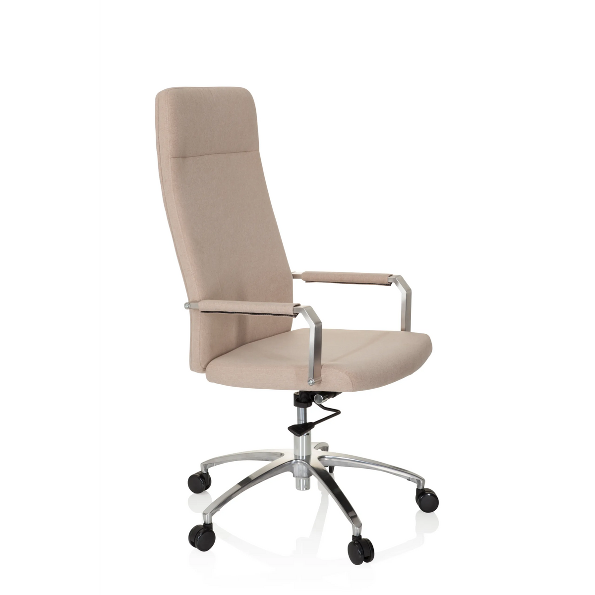 Siège de bureau à domicile SARANTO PLUS I beige avec accoudoirs et piètement à cinq roulettes de hjh OFFICE – vue à 360° (vue de trois quarts avant 60°)