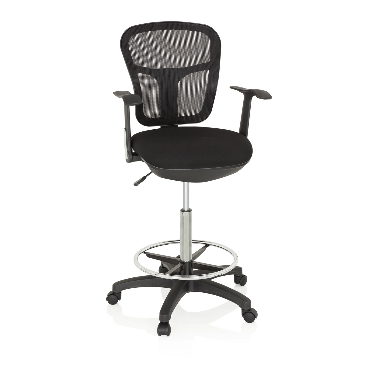 Chaise de comptoir TOP WORK 108 noire avec dossier en maille, repose-pieds et piètement à cinq roulettes de hjh OFFICE – vue à 360° (vue de face 20°)