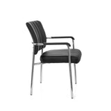 Chaise à quatre pieds SOMOS V noire avec revêtement en similicuir, rembourrage matelassé et accoudoirs de hjh OFFICE – vue à 360° (vue de profil 80°)