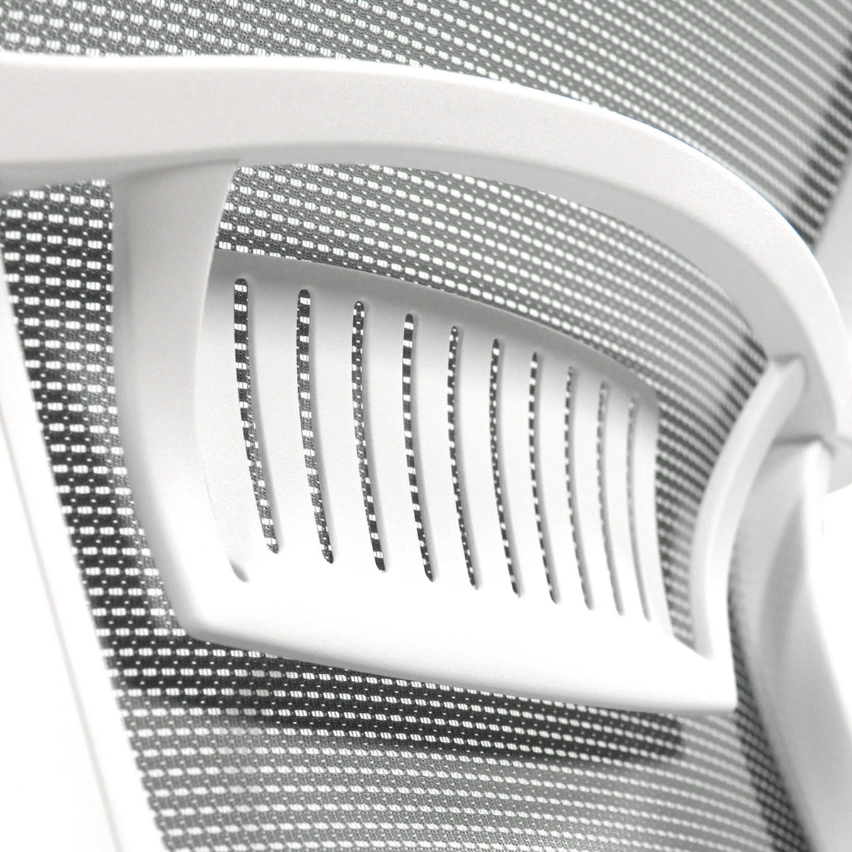 Weiße Rückenlehnen-Stütze mit Belüftungsschlitzen des Home-Office-Bürostuhls ESTRIA von hjh OFFICE