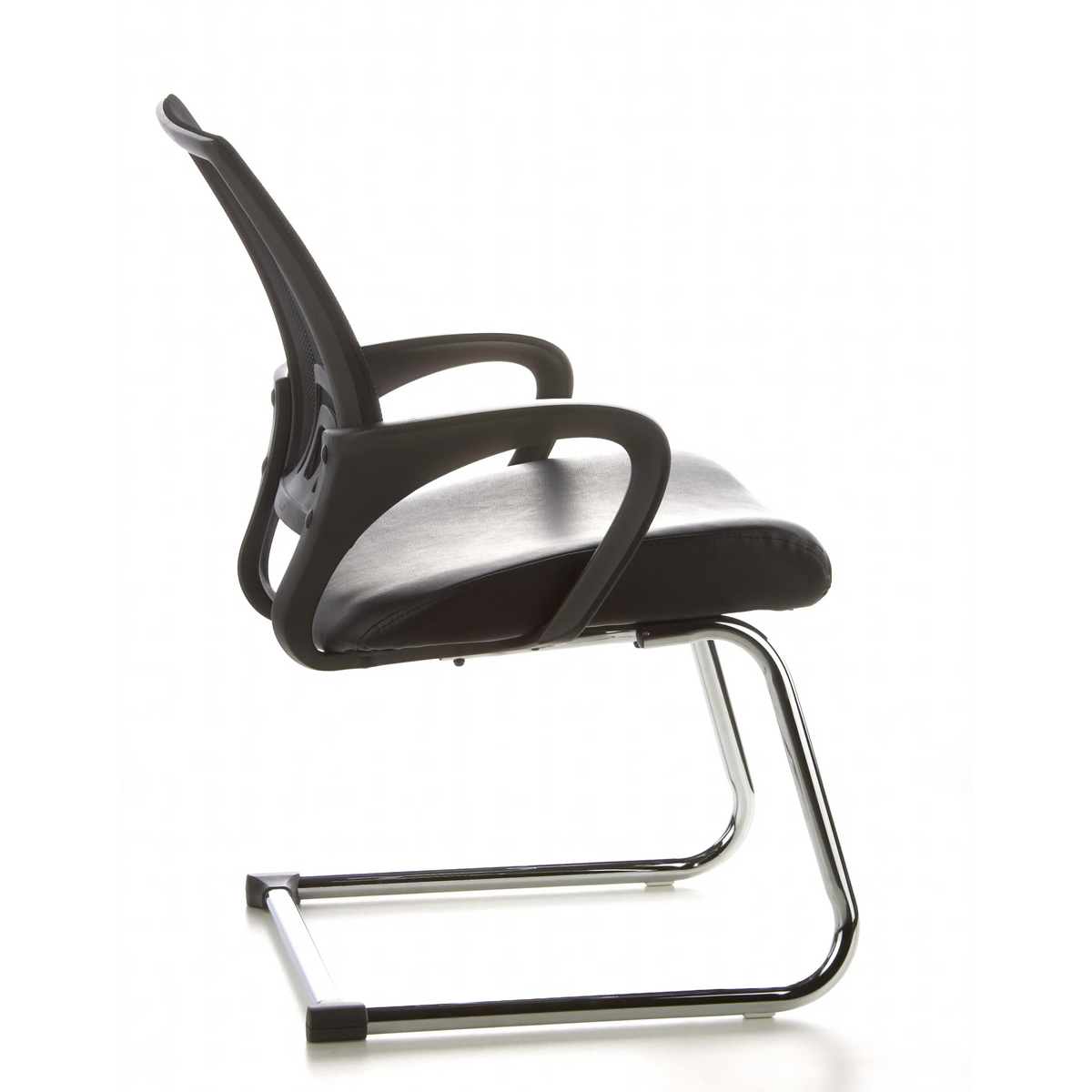 Chaises cantilever VISTO NET V noires avec dossier en maille, assise rembourrée et accoudoirs de hjh OFFICE – vue à 360° (vue de profil 100°)
