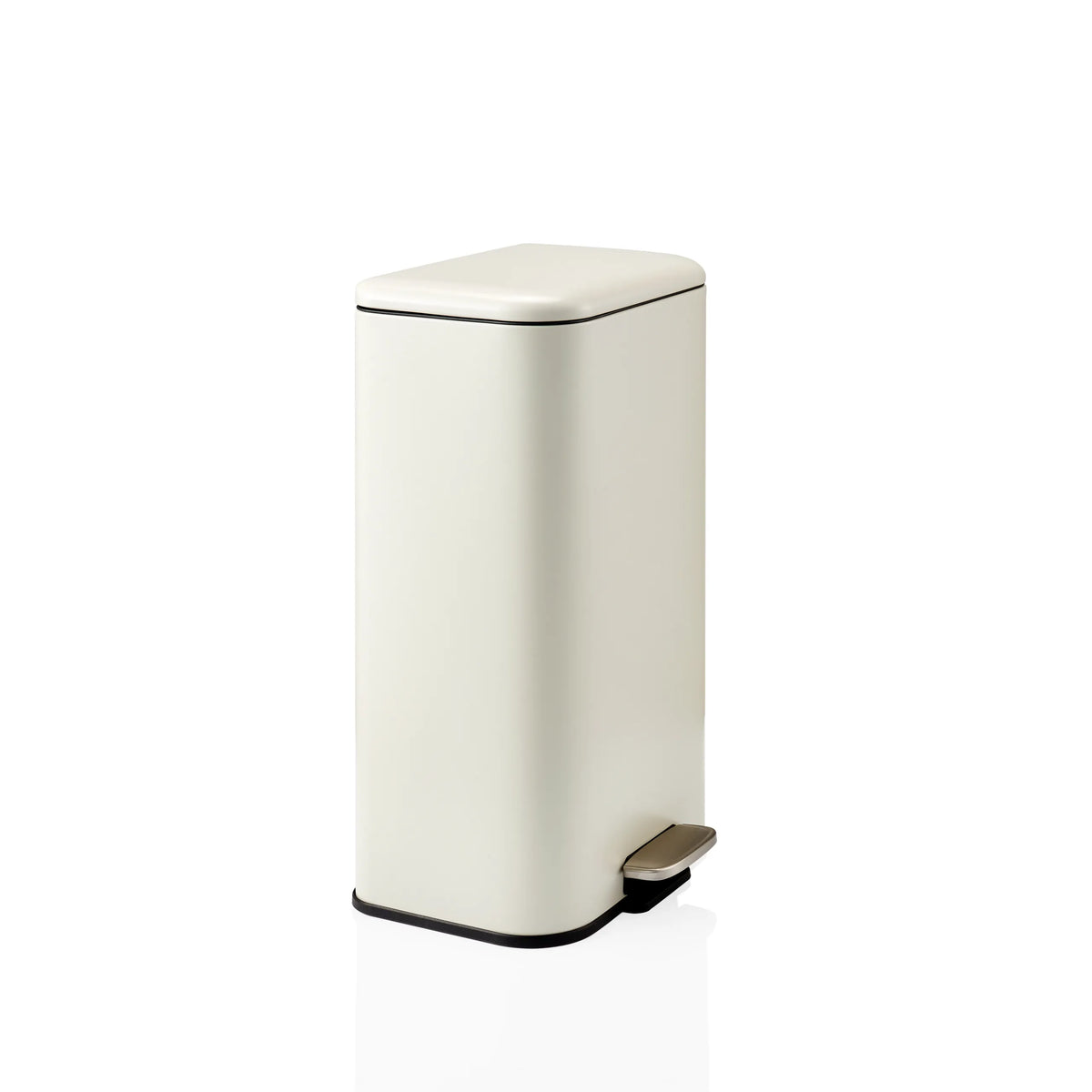 Poubelle Clean 1 beige avec ouverture à pédale et couvercle plat de hjh OFFICE – vue à 360° (vue de trois quarts avant 60°)
