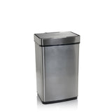 Poubelle à capteur CLEAN IV argentée avec surface brillante et base noire de hjh OFFICE – vue à 360° (vue de trois quarts arrière 120°)