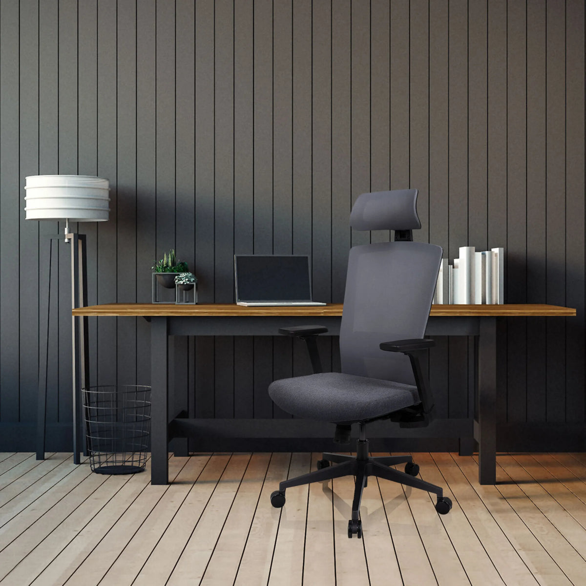 Siège de bureau de qualité professionnelle CAPTIVO gris avec appui-tête et accoudoirs à un bureau de hjh OFFICE