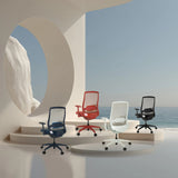Quatre sièges de bureau de qualité professionnelle COLORE de différentes couleurs avec dossiers en maille de hjh OFFICE