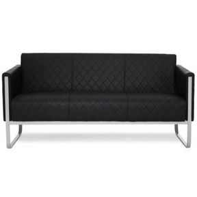 Canapé lounge ARUBA STEP noir trois places avec surpiqûres en losanges et structure en métal argenté de hjh OFFICE