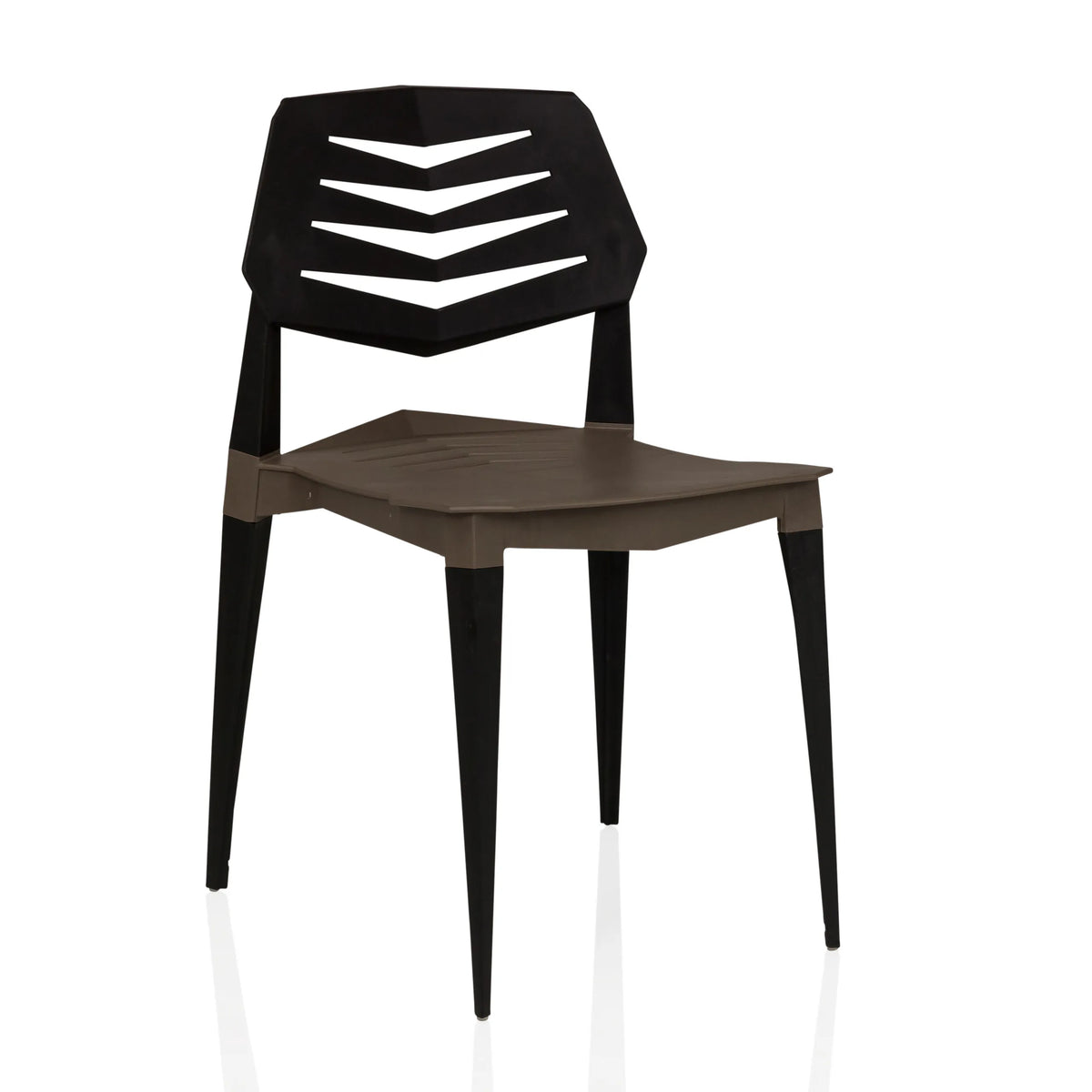 Braun-schwarzer Outdoor-Stuhl Flecharo mit durchbrochener Rückenlehne von hjh LIVING – 360-Grad-Ansicht (schräge Frontansicht 30°)