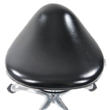 Assise noire du Tabouret de selle ORTHO SIT avec revêtement lisse et pied en croix chromé de hjh OFFICE