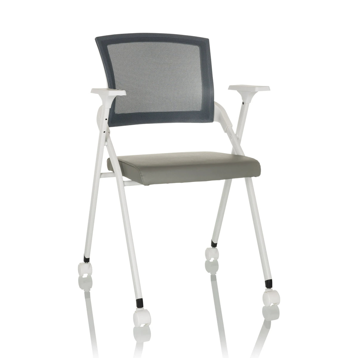 Chaise pliante PRIORITY II W PU grise avec dossier en maille, accoudoirs et roulettes de hjh OFFICE – vue à 360° (vue de face 15°)
