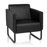 Fauteuil rembourré noir ARUBA BLACK avec surpiqûres en losange et piètement luge de hjh OFFICE – vue à 360° (vue de face 20°)