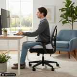Coussin de siège MEDISIT IV gris sur une chaise de bureau noire de hjh OFFICE (image générée par IA)