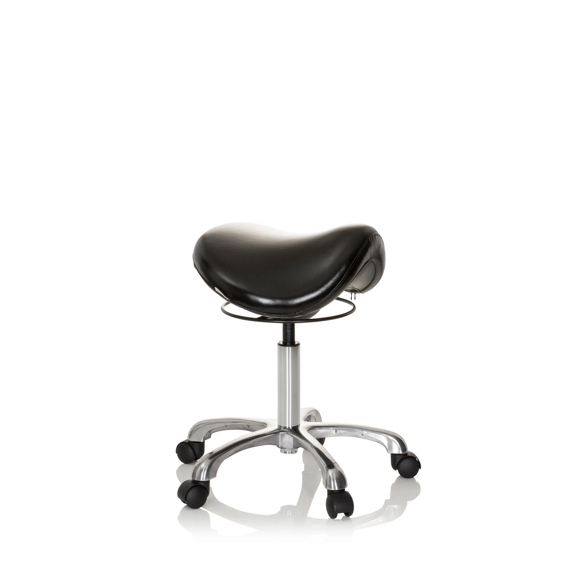 Tabouret de selle ORTHO SIT noir avec repose-pieds en croix et cinq roulettes de hjh OFFICE – vue à 360° (vue de trois quarts avant 60°)
