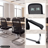 Chaise cantilever Ergomy Meet noire avec dossier en maille, accoudoirs et structure chromée de hjh OFFICE (image générée par IA)