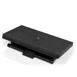 Repose-pieds PIEDINO STRIPE PRO noir avec surface striée et bouton rouge de hjh OFFICE – vue à 360° (vue de trois quarts avant 31°)