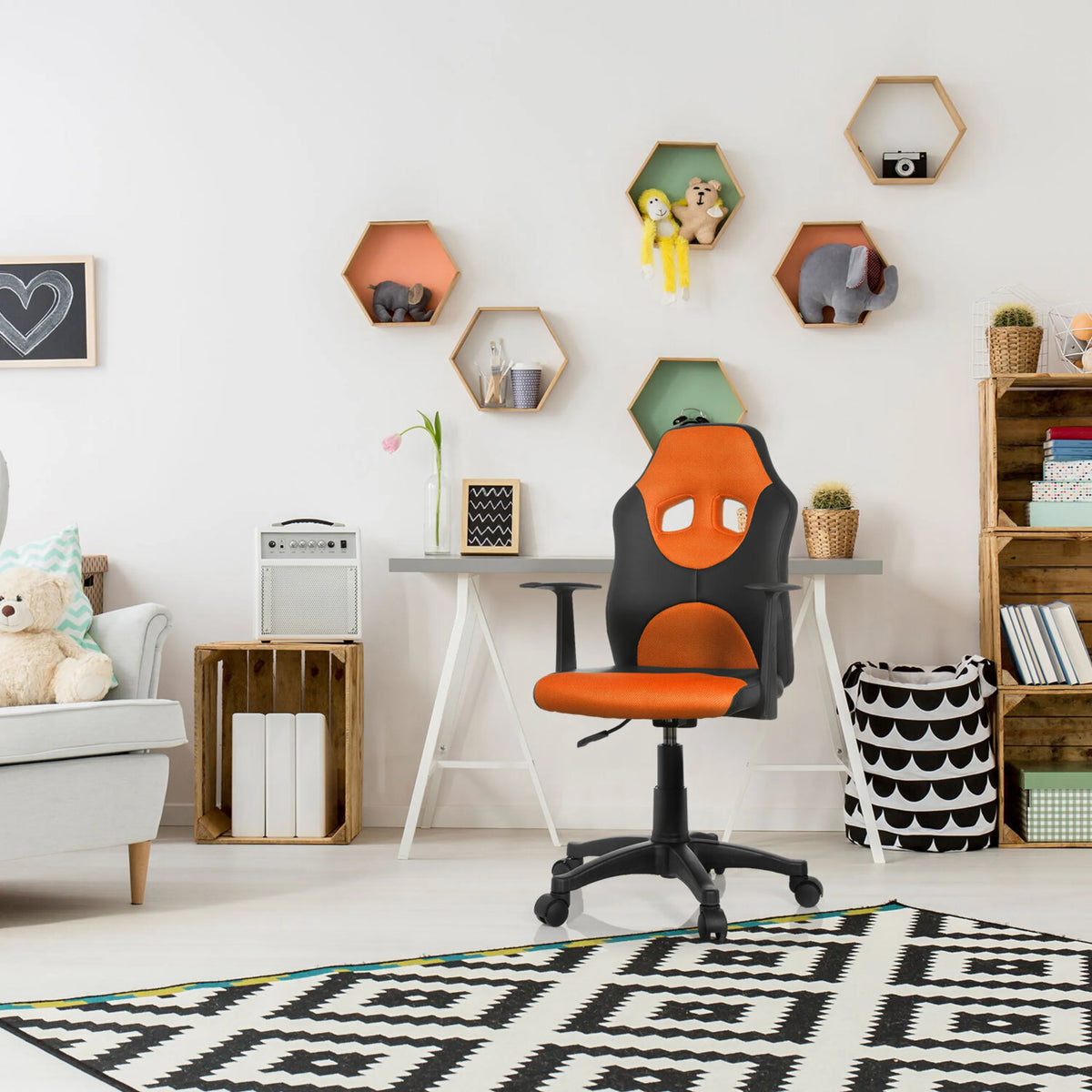 Chaise pivotante pour des enfants KID GAME AL en noir et orange avec roulettes et accoudoirs de hjh OFFICE