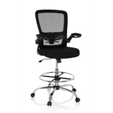 Chaise de comptoir VENDO WORK noire avec dossier en maille, repose-pieds et piètement à cinq roulettes de hjh OFFICE – vue à 360° (vue de face 19°)