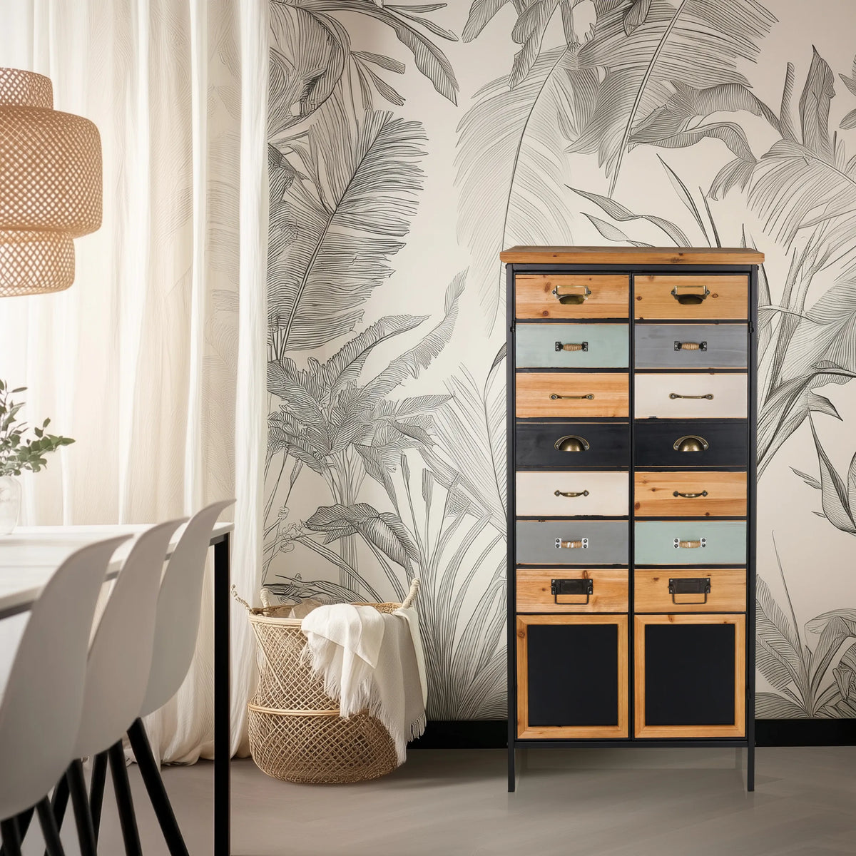 Commode CONTINENTO HIGH en différentes couleurs de bois et tons sombres avec cadre en métal de hjh LIVING