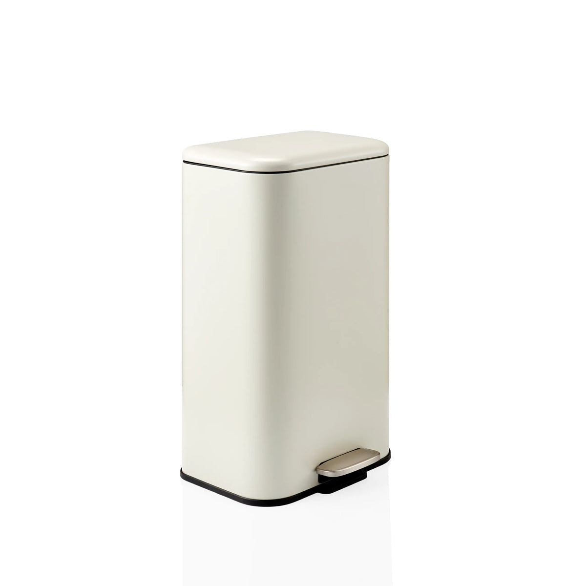 Poubelle Clean 1 beige avec ouverture à pédale et couvercle plat de hjh OFFICE – vue à 360° (vue de trois quarts avant 45°)