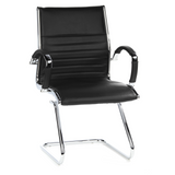 Chaises cantilever PARMA V noires avec traverses et accoudoirs de hjh OFFICE – vue à 360° (vue de face 20°)