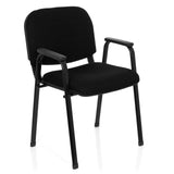 Chaise à quatre pieds XT 650 noire avec accoudoirs et assise rembourrée de hjh OFFICE – vue à 360° (vue de trois quarts avant 40°)
