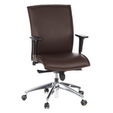 Siège de direction de luxe MURANO 10 marron foncé avec accoudoirs et base à cinq roulettes de hjh OFFICE – vue à 360° (vue de face 20°)