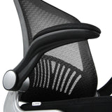 Accoudoir de la chaise cantilever FLYER PRO V avec revêtement noir et dossier en maille de hjh OFFICE