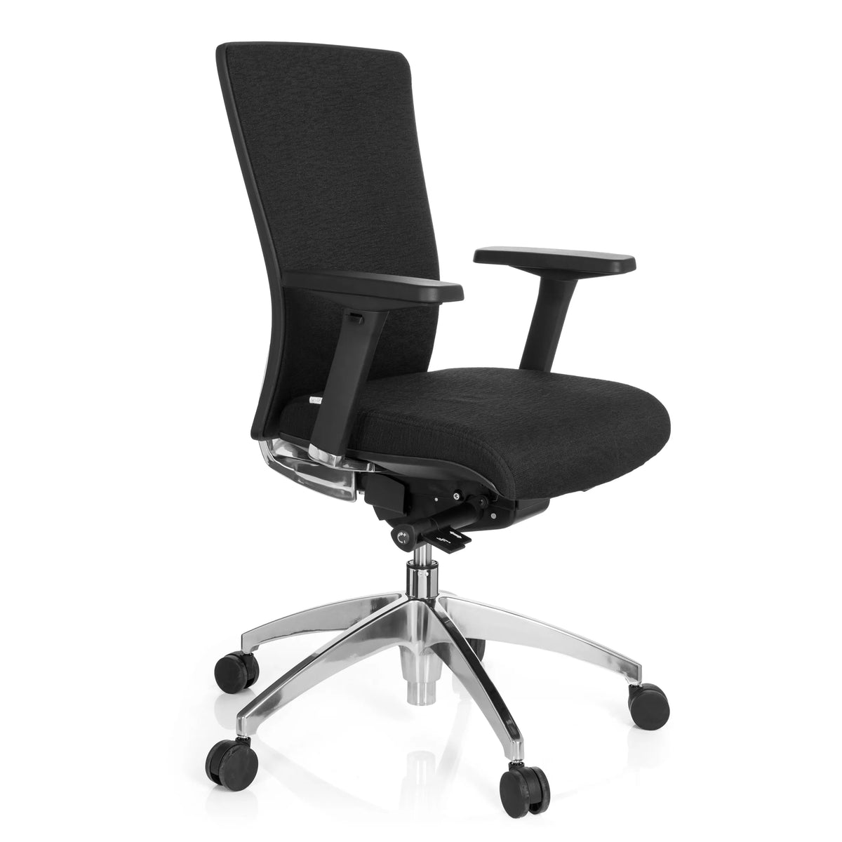 Siège de bureau de qualité professionnelle ASTRA BASE noir avec accoudoirs et base à cinq roulettes de hjh OFFICE – vue à 360° (vue de trois quarts avant 60°)