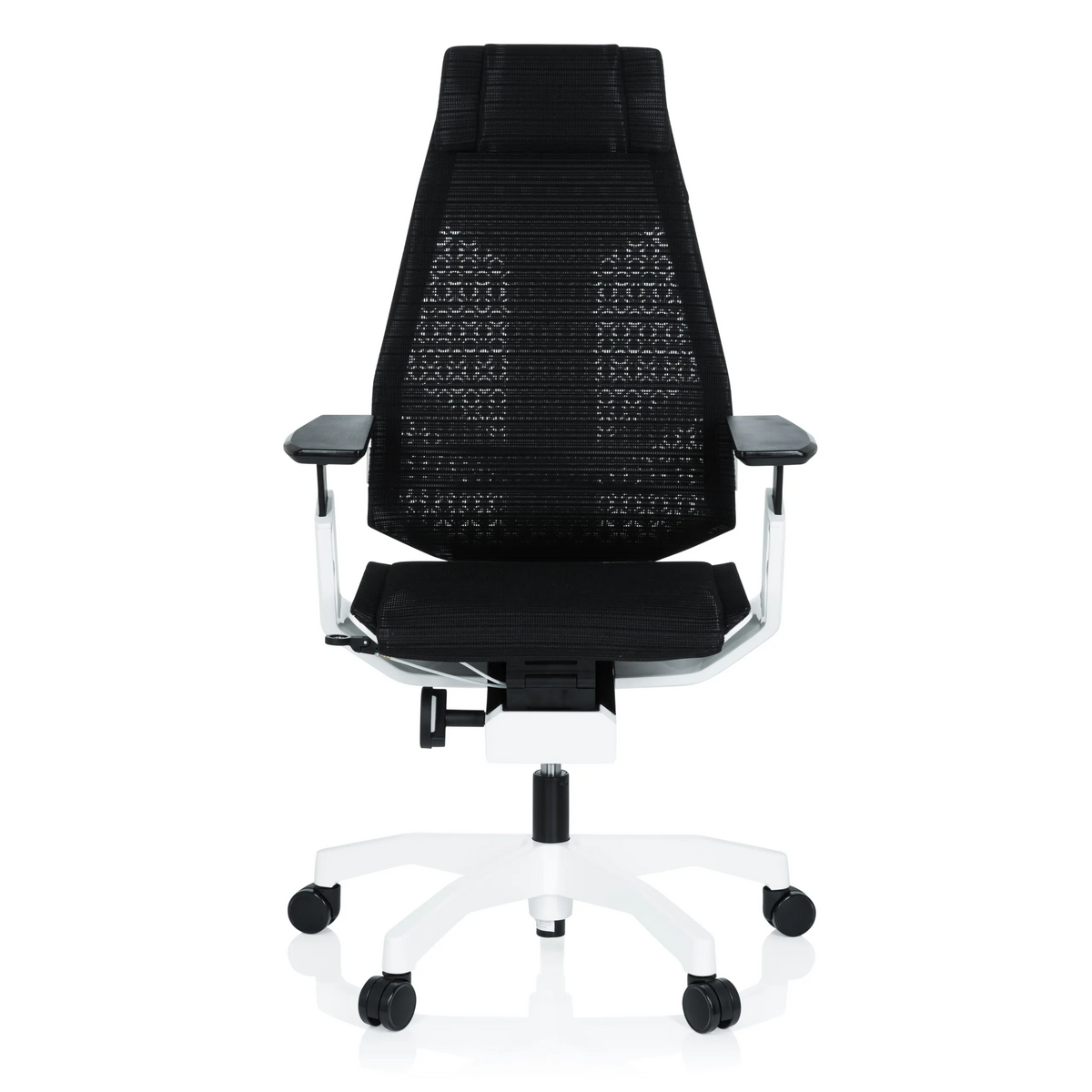 Siège de bureau haut de gamme noir GENIDIA PRO WHITE avec dossier en maille et piètement blanc à cinq roulettes de hjh OFFICE – vue à 360° (vue de face 0°)