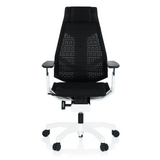 Siège de bureau haut de gamme noir GENIDIA PRO WHITE avec dossier en maille et piètement blanc à cinq roulettes de hjh OFFICE – vue à 360° (vue de face 0°)