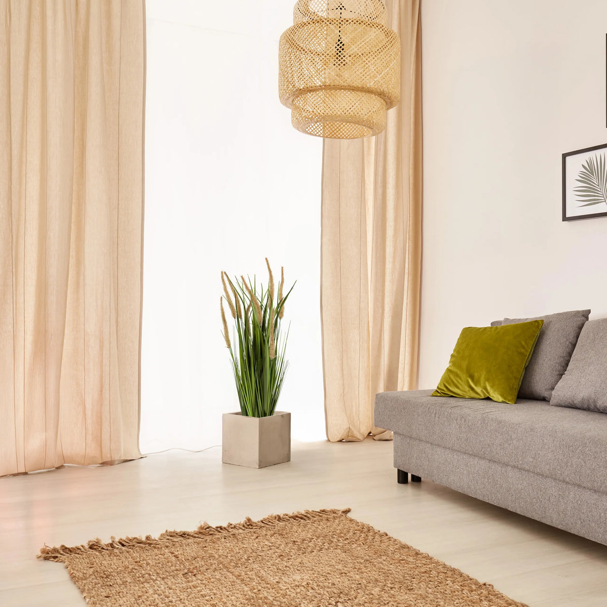 Plante artificielle CORTADERIA I dans un pot carré gris de hjh OFFICE