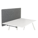 Cloison de table FLEXMIUT 3D grise de forme rectangulaire sur un bureau blanc de hjh OFFICE