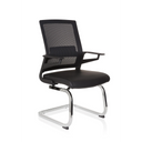 Chaises cantilever INVENTOR V PRO noires avec dossier en maille, accoudoirs et piétement luge chromé de hjh OFFICE