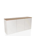 Buffet KELO S en blanc avec un plateau couleur chêne et trois portes de hjh LIVING