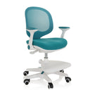 Chaise pour enfants KID ERGO bleue avec dossier en maille, accoudoirs blancs et repose-pieds de hjh OFFICE