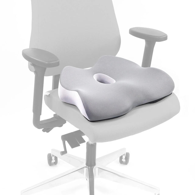 Coussin de siège MEDISIT IV gris avec une ouverture centrale sur une chaise de bureau de hjh OFFICE