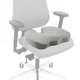 Coussin de siège MEDISIT VIII gris de forme ergonomique sur une chaise de bureau de hjh OFFICE