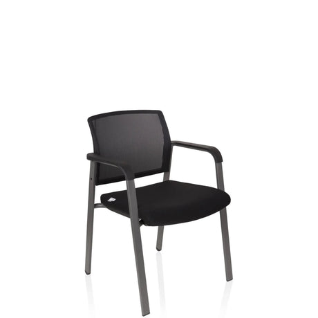 Chaise à quatre pieds MEET noire avec dossier en maille et accoudoirs de hjh OFFICE