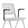 Chaise blanche MEET WA avec Accoudoir noirs et dossier en maille blanche de hjh OFFICE