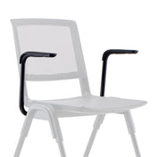 Chaise blanche MEET WA avec Accoudoir noirs et dossier en maille blanche de hjh OFFICE