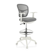 Chaise de comptoir TOP WORK 108 W grise avec dossier en maille et piètement blanc de hjh OFFICE
